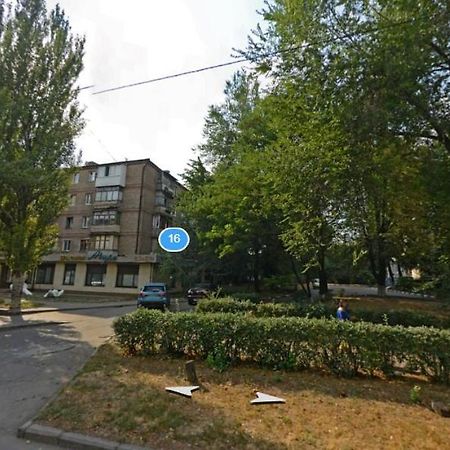 Apartment Studio On Mayakovskogo Avenue Zaporizhia Exterior photo