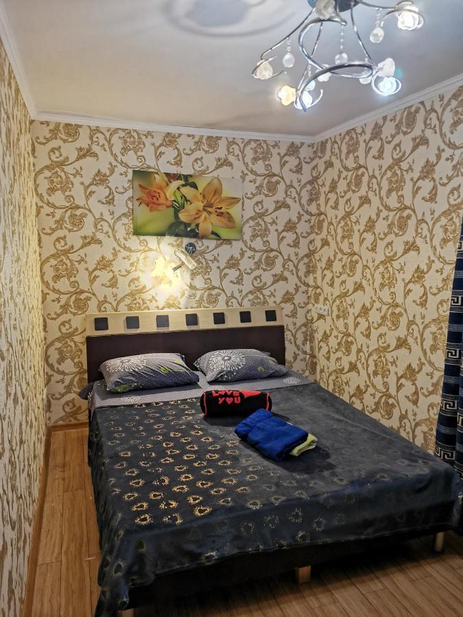 Apartment Studio On Mayakovskogo Avenue Zaporizhia Exterior photo